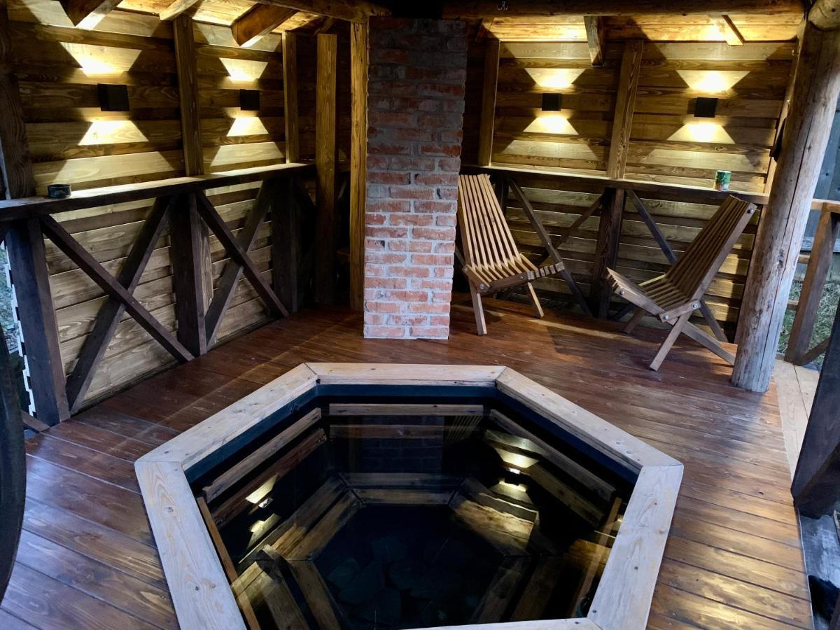 Vip-Domyk Rakhiv Extérieur photo