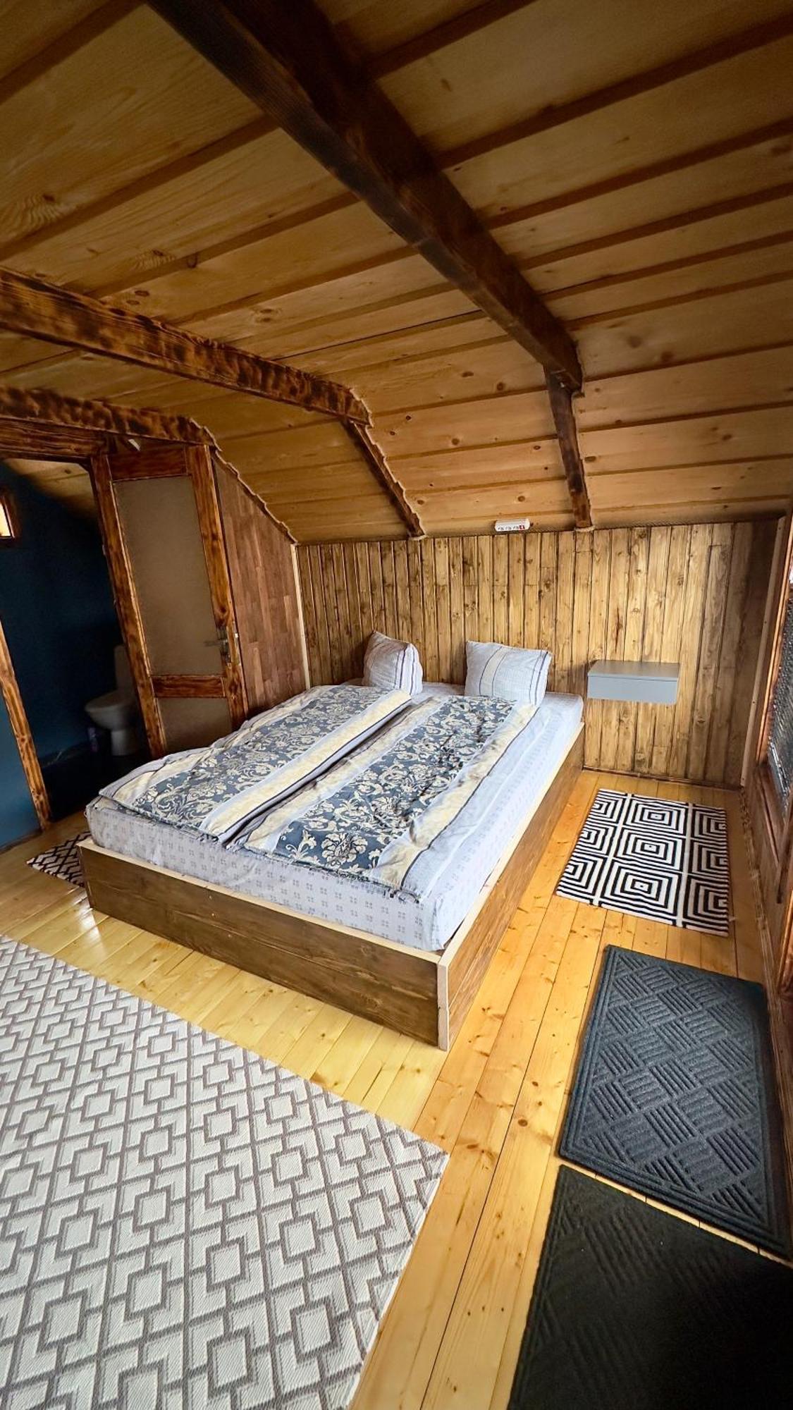 Vip-Domyk Rakhiv Extérieur photo