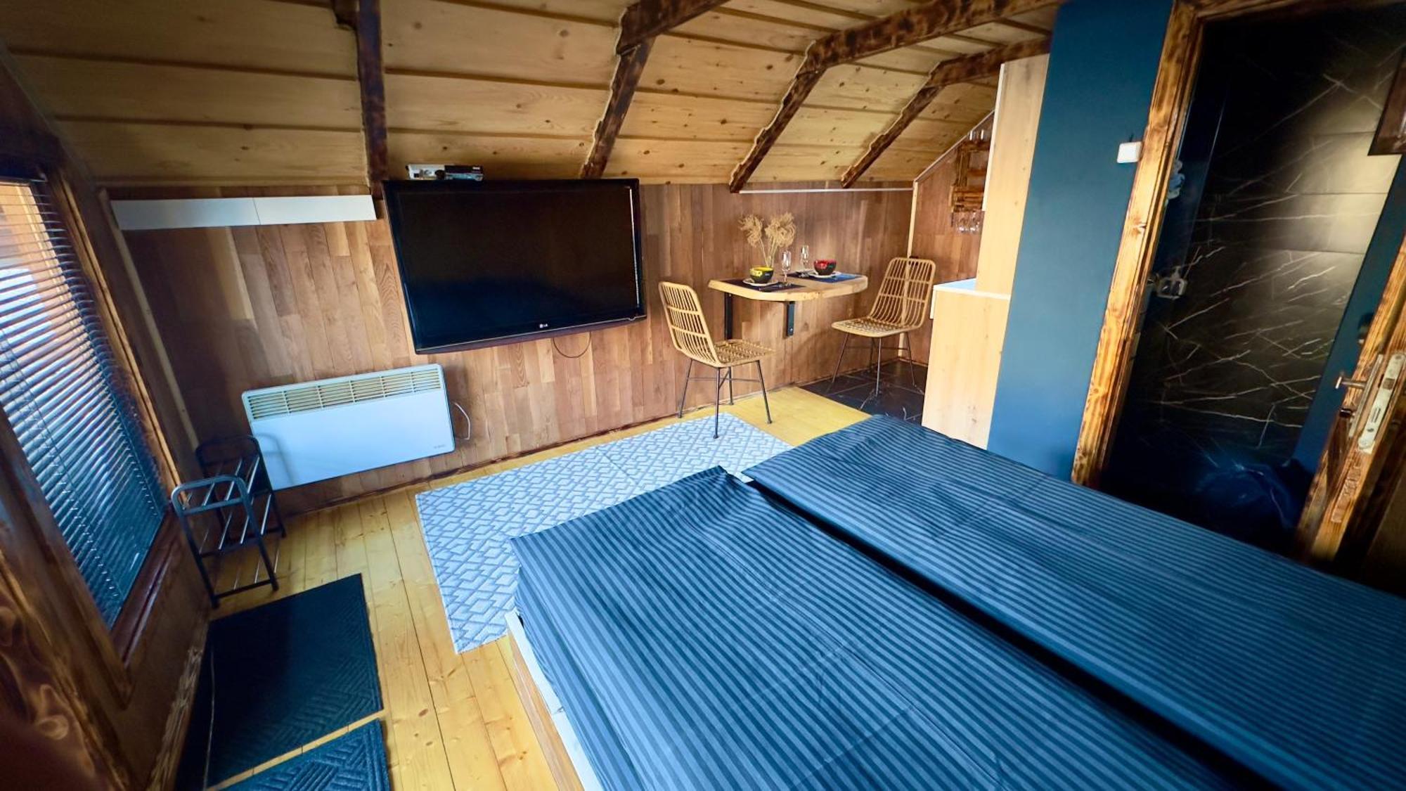 Vip-Domyk Rakhiv Extérieur photo