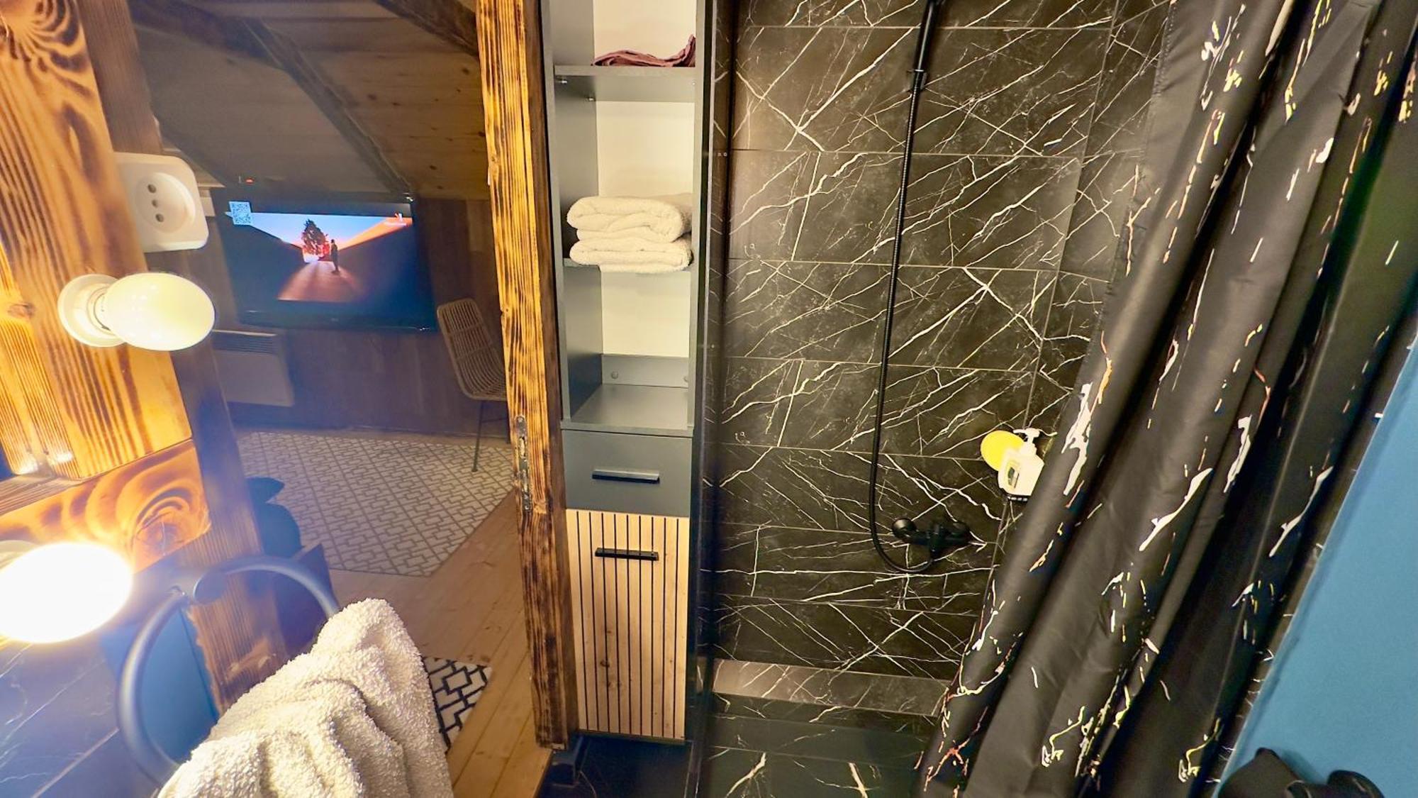 Vip-Domyk Rakhiv Extérieur photo